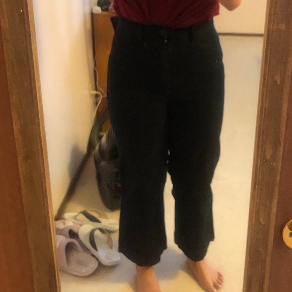 GAP High Rise Wide Leg Crop in Black - Picture 1 of 5